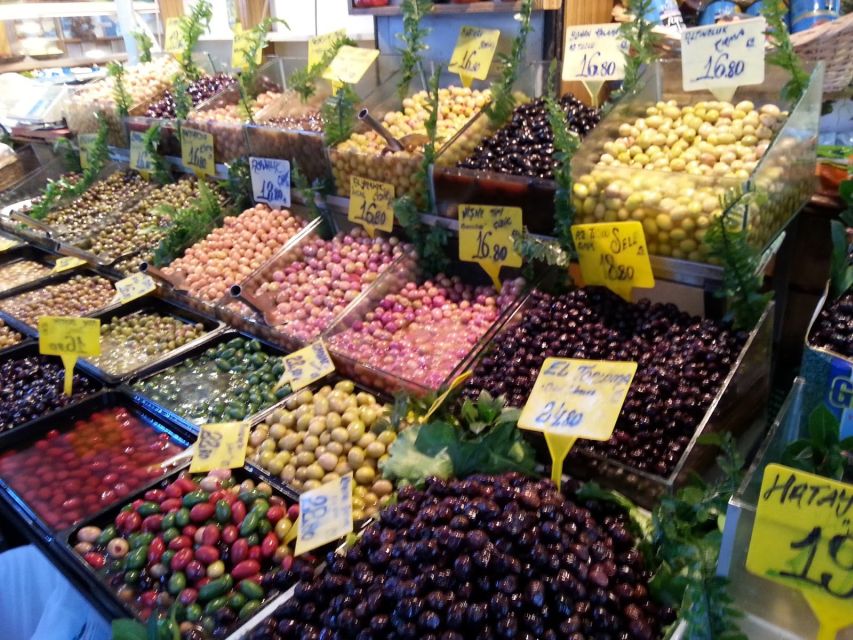 Istanbul: Turkish Food Tour in Kadikoy Across the Bosphorus - Group size, pace, and how 3 hours feels in real life
