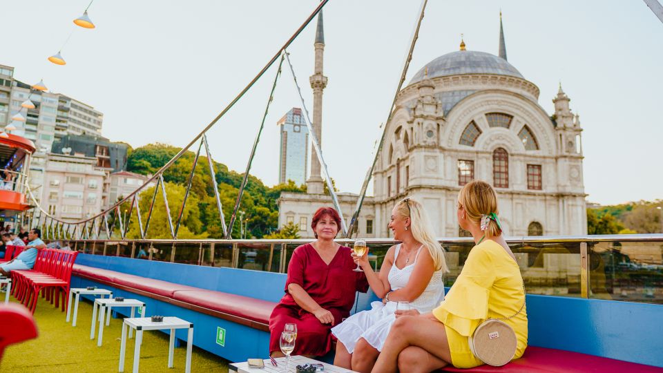 Istanbul: Turkish Night on the Bosphorus Dinner Cruise - Turna Folk Team and the Anatolian Music-to-Dance Flow