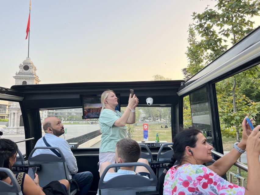 Istanbul: Two Continents Evening Bus Tour with Commentary - Dolmabahce Palace and Beylerbeyi Palace: Palaces along the waterline