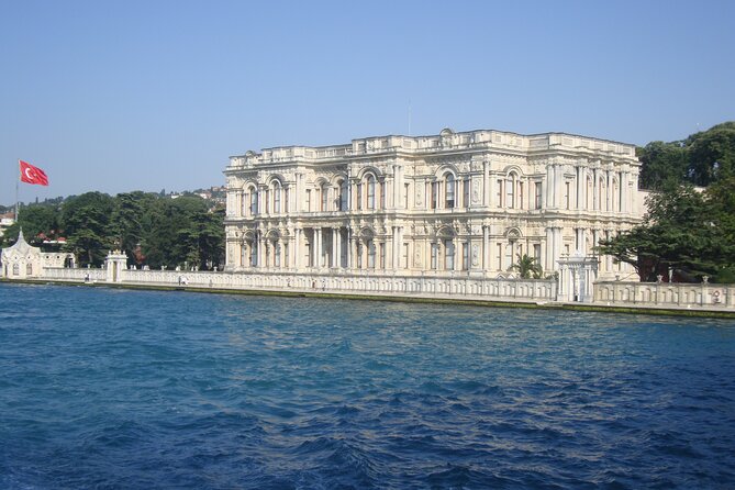 Istanbul Two Continents Tour By Bus And Bosphorus Cruise - Pierre Loti Hill and the cable car: viewpoint time without a leg-burn