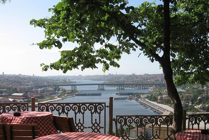 Istanbul Two Continents Tour with Lunch and Bosphorus Cruise - Lunch, Pace, and Group Size: Where the Value Really Shows