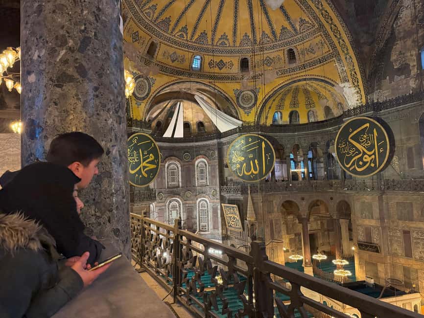 Istanbul Walking Tour: Mosques, Palace, Cistern with Lunch - Starting at the German Fountain: your day’s simple orientation