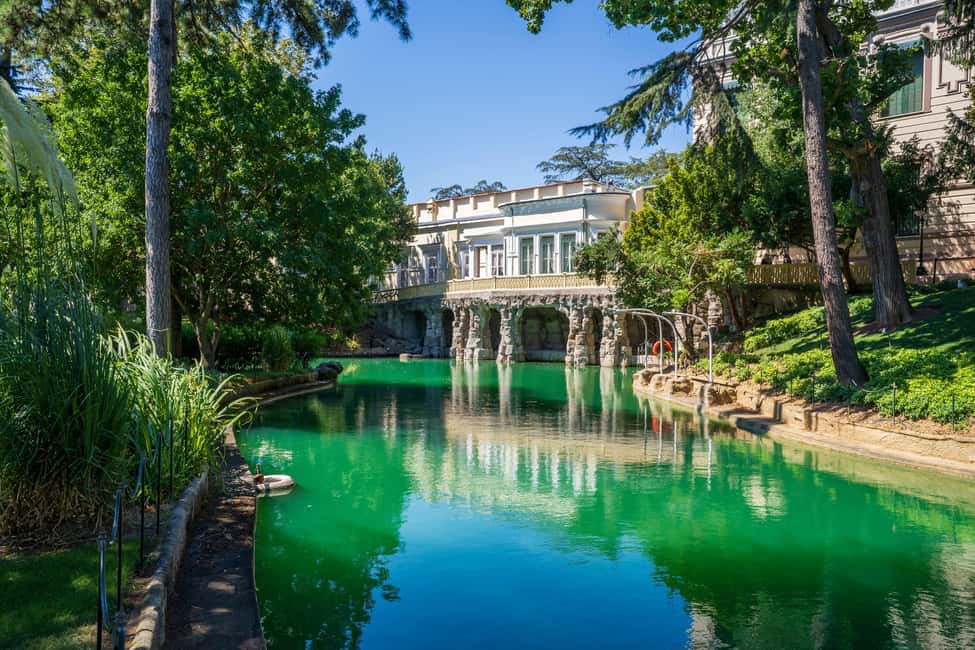 Istanbul: Yildiz Palace & Museum Skip the Ticket Line Entry - Gardens in Beşiktaş: A Peaceful Break After the Rooms