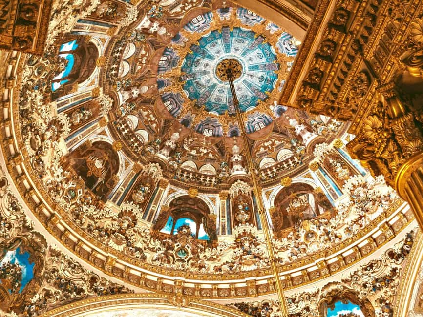 Istanbul:Dolmabahce Palace Skip-the-Line Entry & Audio Guide - The Harem section: a different pace, a different kind of story