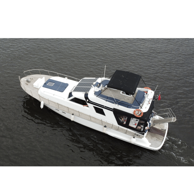 İstanbul:Private Luxury Yacht on Bosphorus 14 Meter(46 feet) - How this yacht works for proposals, birthdays, and bachelorette parties