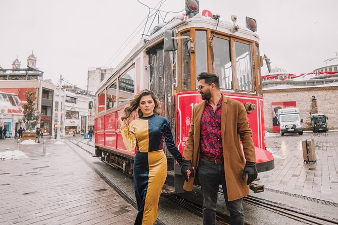 Love in Istanbul: Perfect Photo Moments at Iconic Locations - Key Highlights to Know Before You Book