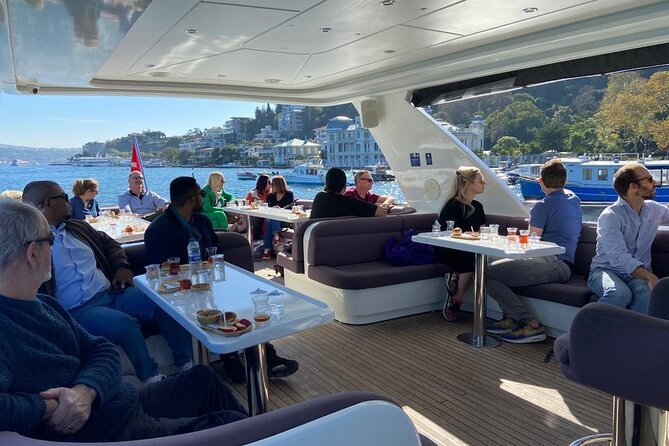 Luxury Bosphorus Yacht Cruise – Stopover in Asian Side - Pace and group size: why this feels relaxing instead of exhausting