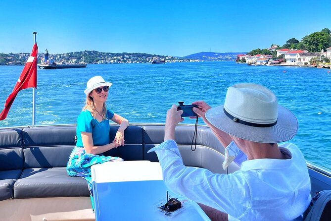 Luxury Bosphorus Yacht Cruise – Stopover in Asian Side - The Asian-side stop at Kanlıca Meydani: 20 minutes that tastes like Istanbul