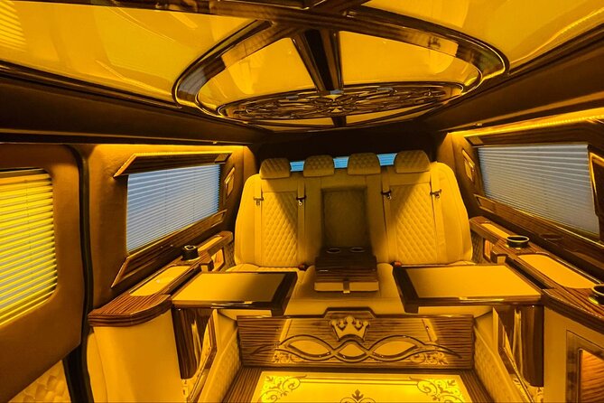 Luxury Maybaych Van İstanbul Airport Meet Transfer - Private transfer for your group: what that changes