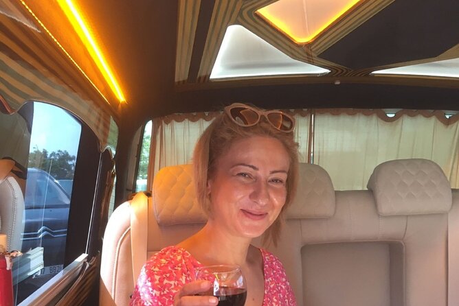 Luxury Maybaych Van İstanbul Airport Meet Transfer - The drive into Istanbul: timing, traffic, and pickup choices