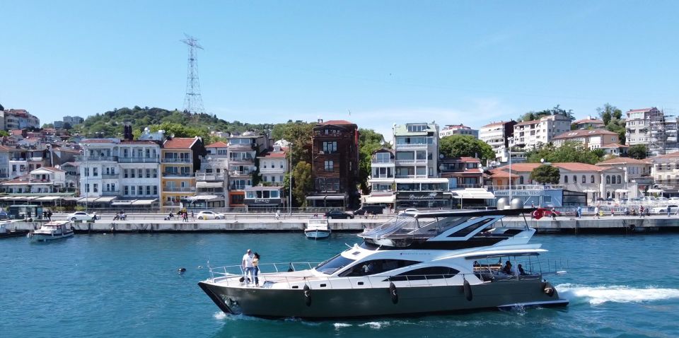 Luxury Private Yacht Rental - Timing, Comfort, and What to Bring