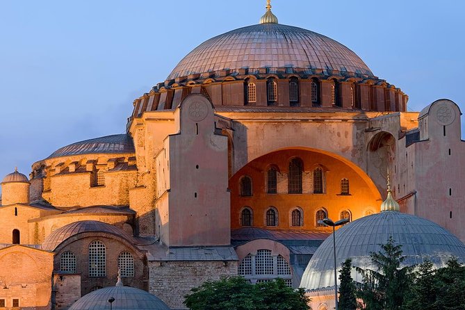 Morning Istanbul: Half-Day Tour with Blue Mosque, Hagia Sophia, Hippodrome and Grand Bazaar - Hagia Sophia Grand Mosque: how to see it well without fighting the system