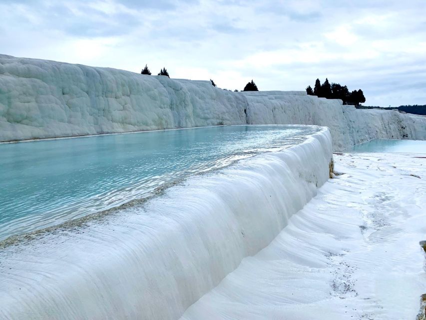 Pamukkale Day Tour With Flights and Transfers from Istanbul - Cleopatra’s Antique Pool: the swim option, the extra fees, and towel reality