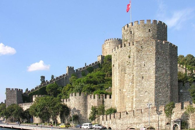 Panoramic City Tour with Bosphorus Strait Sightseeing Cruise - The Bosphorus cruise: Rumeli Fortress to palace-garden views