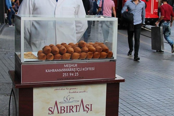 Private and guided Food and Culinary Tour of Istanbul - Lunch at Ocakbaşı Kebab: A Midday Anchor
