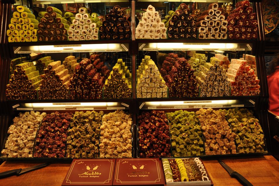 Private and Guided Istanbul Food Tour - Tastes of Istanbul - Secret dishes and seasonal rotation: why it matters