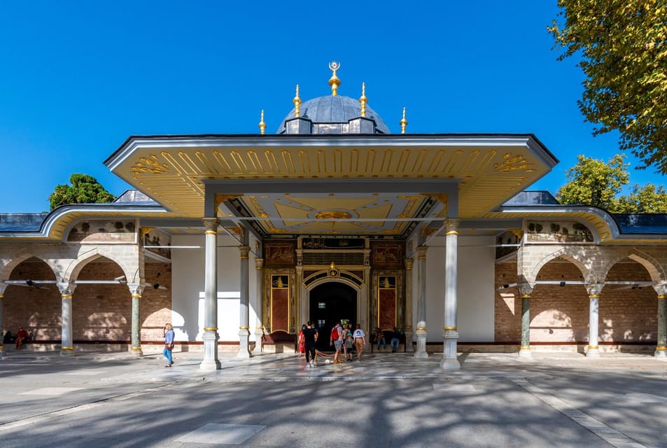 Private Car Tour of Istanbul Old City and Top 7 Attractions - 6-hour upgrade: Topkapi Palace fast track and the Blue Mosque tiles
