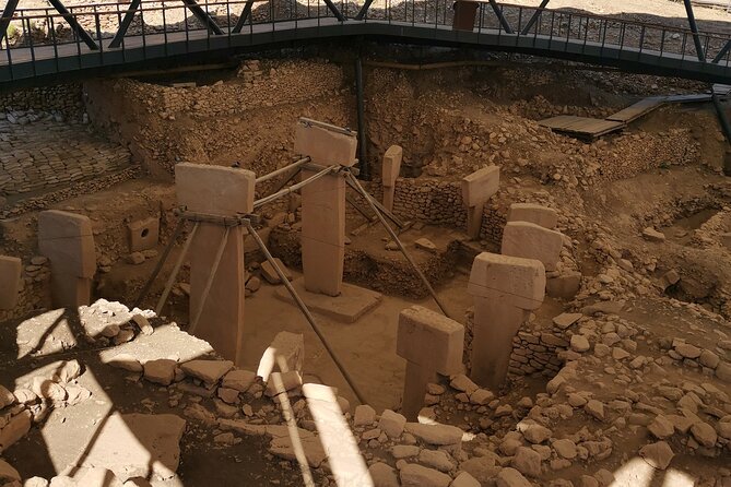 Private Gobeklitepe Tour from Istanbul by Plane - Entering Göbeklitepe: A Hilltop Sanctuary From Around 10,000 BC