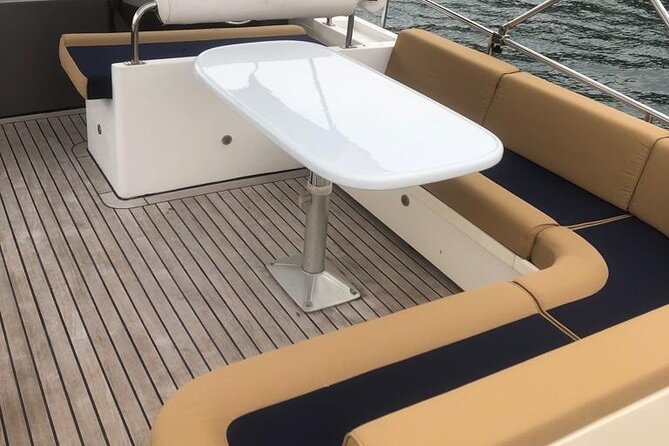 Private Istanbul Bosphorus Yacht Cruise - Crew service, photographers, and DJ-style entertainment