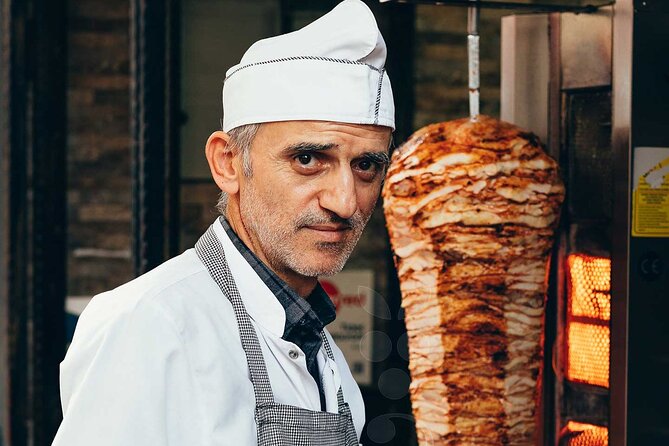 PRIVATE ISTANBUL FOOD TOUR & Hidden Pearls of the old city - Rustem Pasha Mosque: A Quiet Stop That Changes the Pace