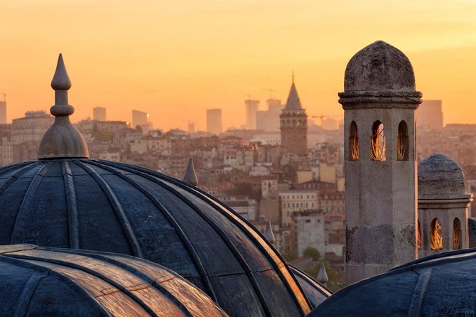 Private Istanbul Tour with Minivan & Licensed Guide (Flexible) - Dolmabahçe Palace: when the Ottoman capital looked west