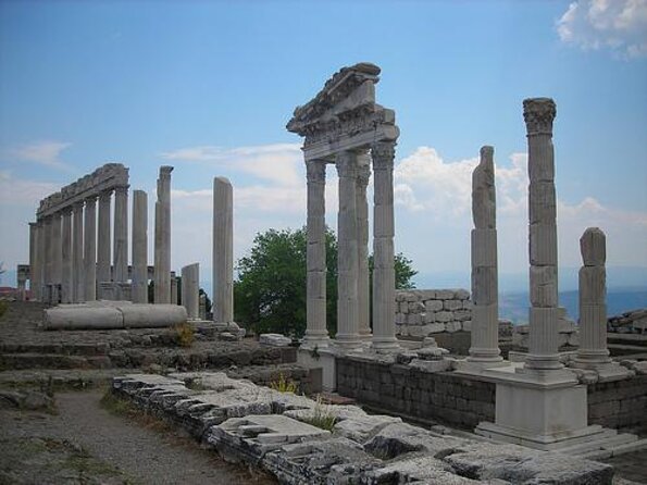 Private Pergamon Day Trip from Istanbul with Flights - The 3:30 am Start: Managing a Very Early Departure