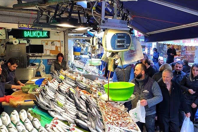 Private Tour - Istanbul Food Walking Tour of Kadikoy with Breakfast - Walking with a food guide, not a script