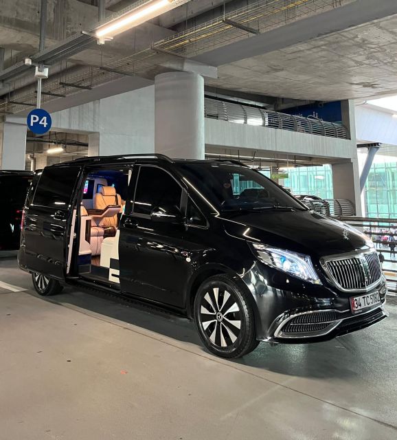 Rent A Comfort Minivan With Driver 4,6,8,12 Hour Options - Fuel and Distance Limits: Choosing the Right Time Block