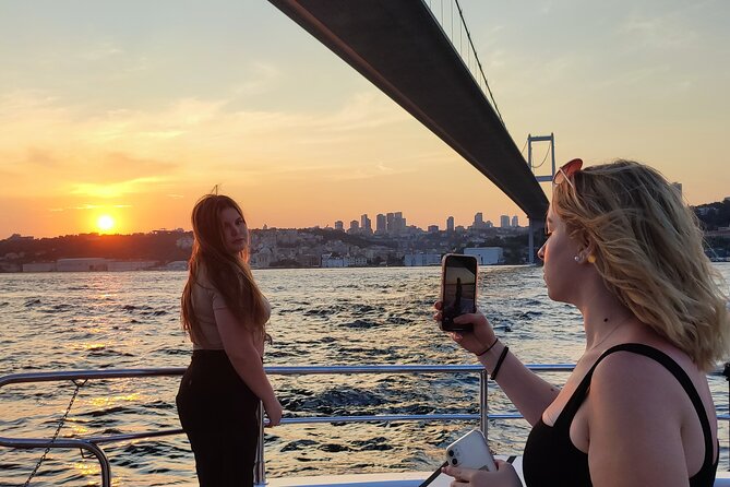 Scenic Bosphorus Sunset Cruise – 2.5 Hours of Luxury & Views - Dolmabahçe, Bebek, and the Fortresses That Feel Like Movie Sets