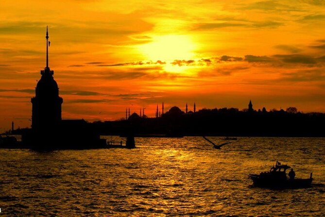 Short Guided Bosphorus Sunset Cruise - Onboard comfort: group size, mobile ticket, and photo reality