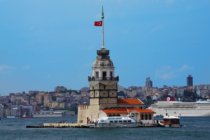 Small Group Full-Day Istanbul: Old City, Bosphorus Cruise & Lunch - Should you book this Istanbul Old City plus Bosphorus tour?