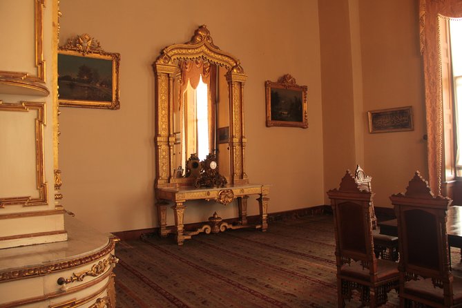 Small Group Full-Day Istanbul Tour: Old City, Asian Side & Lunch - Hippodrome Square: history as a scattered map on the ground