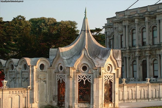 Small Group Full-Day Istanbul Tour: Old City, Asian Side & Lunch - Beylerbeyi Palace: Ottoman summer elegance with mixed design cues