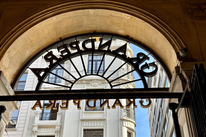 Taksim to Galata Walking Tour: Secret Passages & Local Hangouts - İstiklal Caddesi: the main street reset