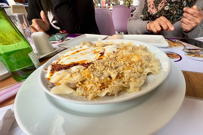 Taste of Turkey in Istanbul’s Europe & Asia by Ferry Crossing - Stop 2: Misir Çarşısı (Spice Market) and breakfast food logic