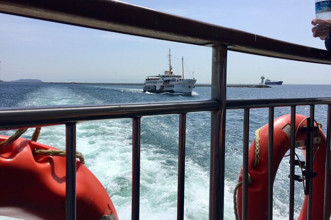Taste of Turkey on Two Continents: From European Istanbul to Asian Kadikoy - Two Continents in One Half-Day: How the Ferry Changes the Taste