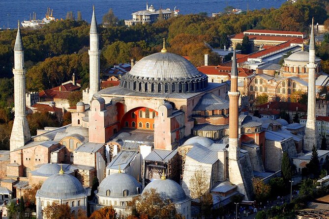 TOP CHOICE: Istanbul City Highlights Tour WITH ENTRY TICKET - The Walking Reality: Shoes, Pace, and Break Expectations
