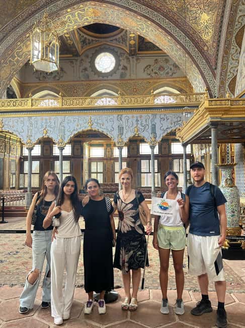 Topkapi Palace & Harem, Skip-the-Line Entry with SMALL GROUP - Group size and pacing: why short can feel satisfying