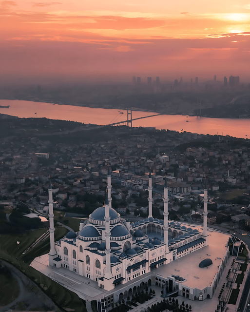 Tour to Camlica Hill, Camlica Mosque & Camlica Tower - Camlica Mosque: Ottoman grandeur, plus a real dress-code reality check
