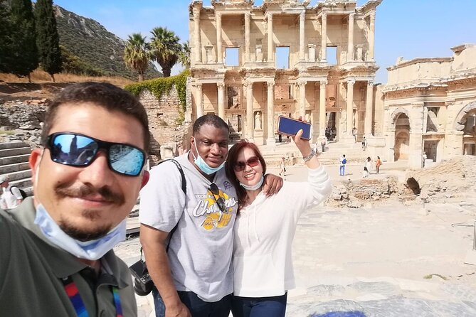 Western Turkey Explorer - 6 Days - Pamukkale’s terraces and Hierapolis: healing myth meets Roman ruins